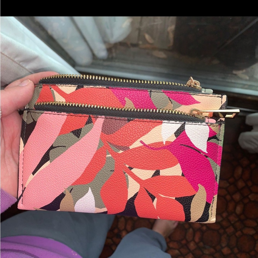wristlet wallet